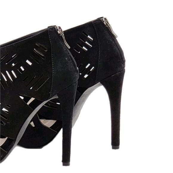 BCBGeneration Women's Morocco Black Suede High Heel Strap Shoes Size 6.5 In Box - Picture 12 of 16